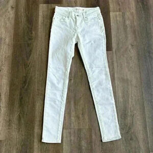 Levi’s jeans.  Women’s size 25.  722 Skinny.  White.